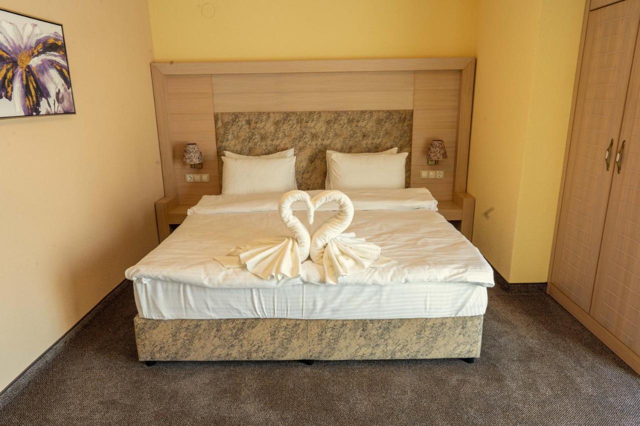 Boutique Hotel Provence Бутик Хотел Прованс Petrič Exteriér fotografie